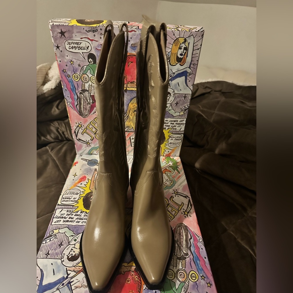 NIB FREE PEOPLE JEFFREY CAMPBELL 
Dagget Western Boots - Dark Taupe 
$270 MSRP - Picture 11 of 15